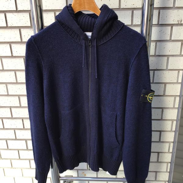 STONE ISLAND　ニット