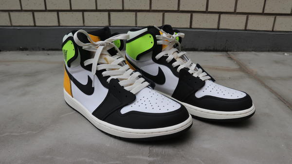 NIKE スニーカー