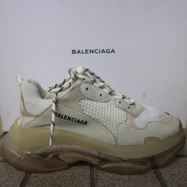 BALENCIAGA　スニーカー