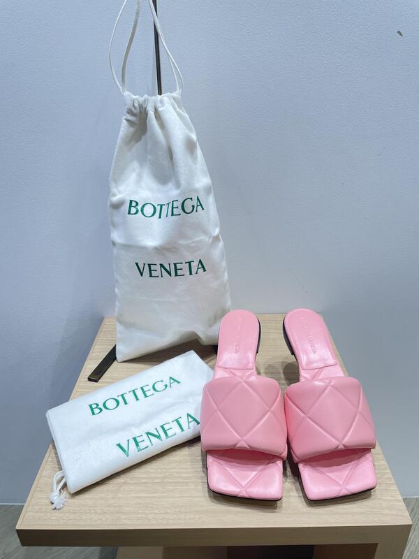 BOTTEGA VENETA 1.JPG