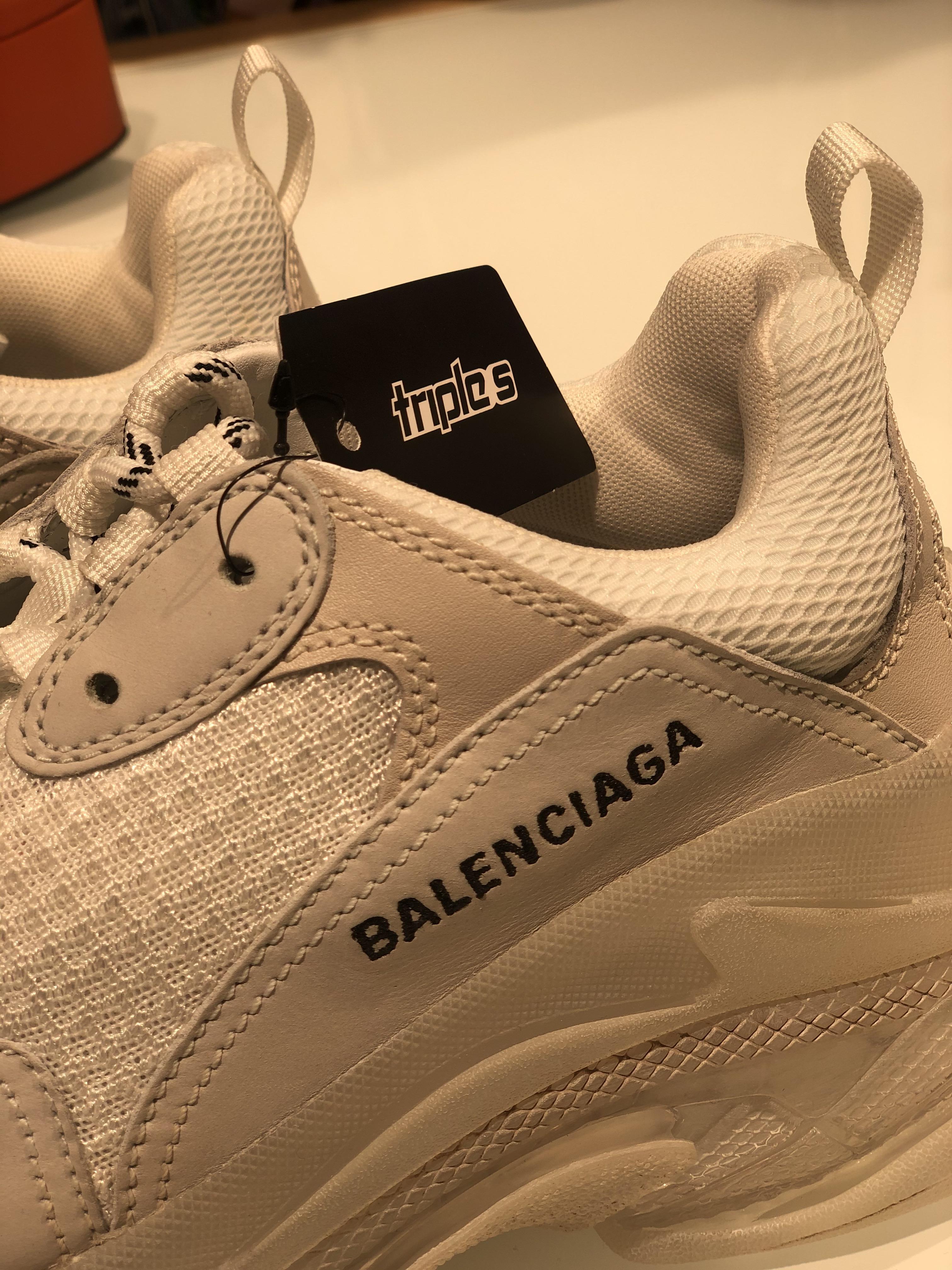 BALENCIAGA スニーカー