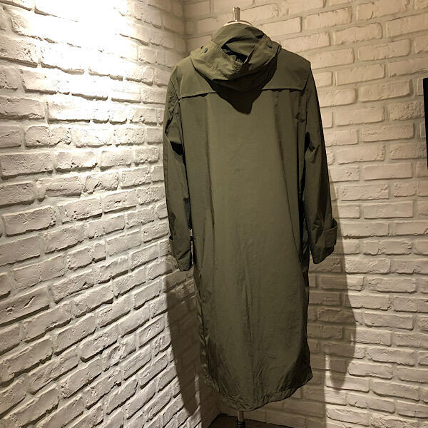 White Mountaineering　コート