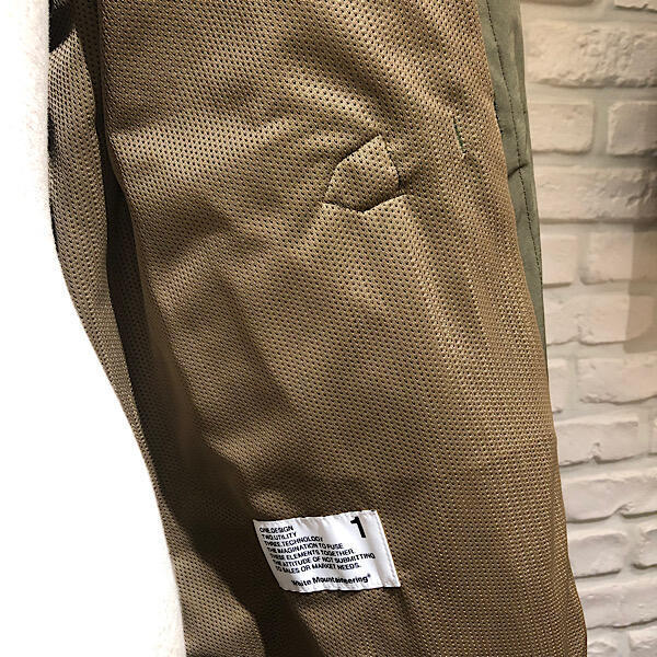 White Mountaineering　コート