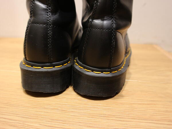 Dr.Martens ブーツ