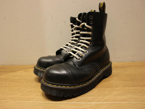 Dr.Martens ブーツ