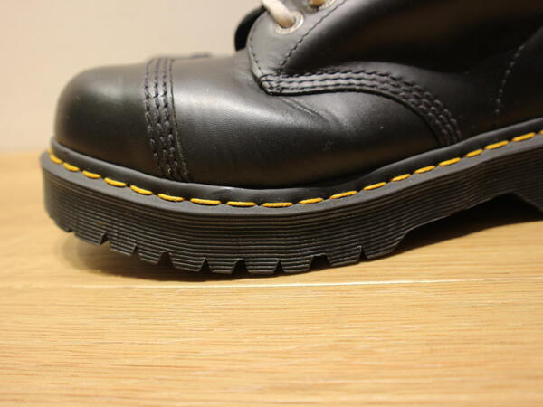 Dr.Martens ブーツ