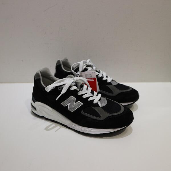 【NewBalance】　スニーカー