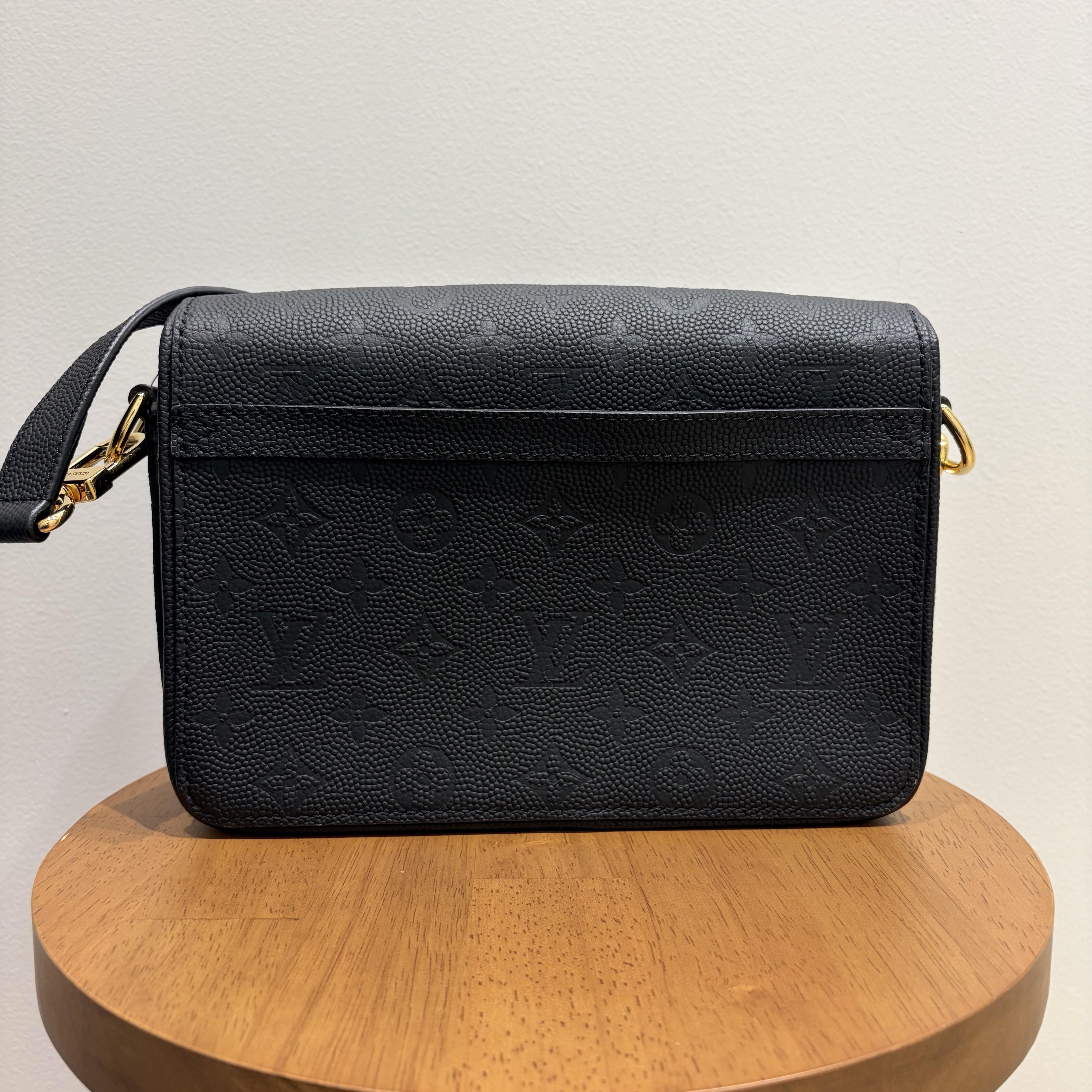 LOUIS VUITTON バッグ