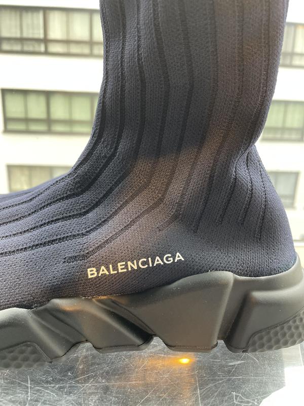 BALENCIAGAスニーカー