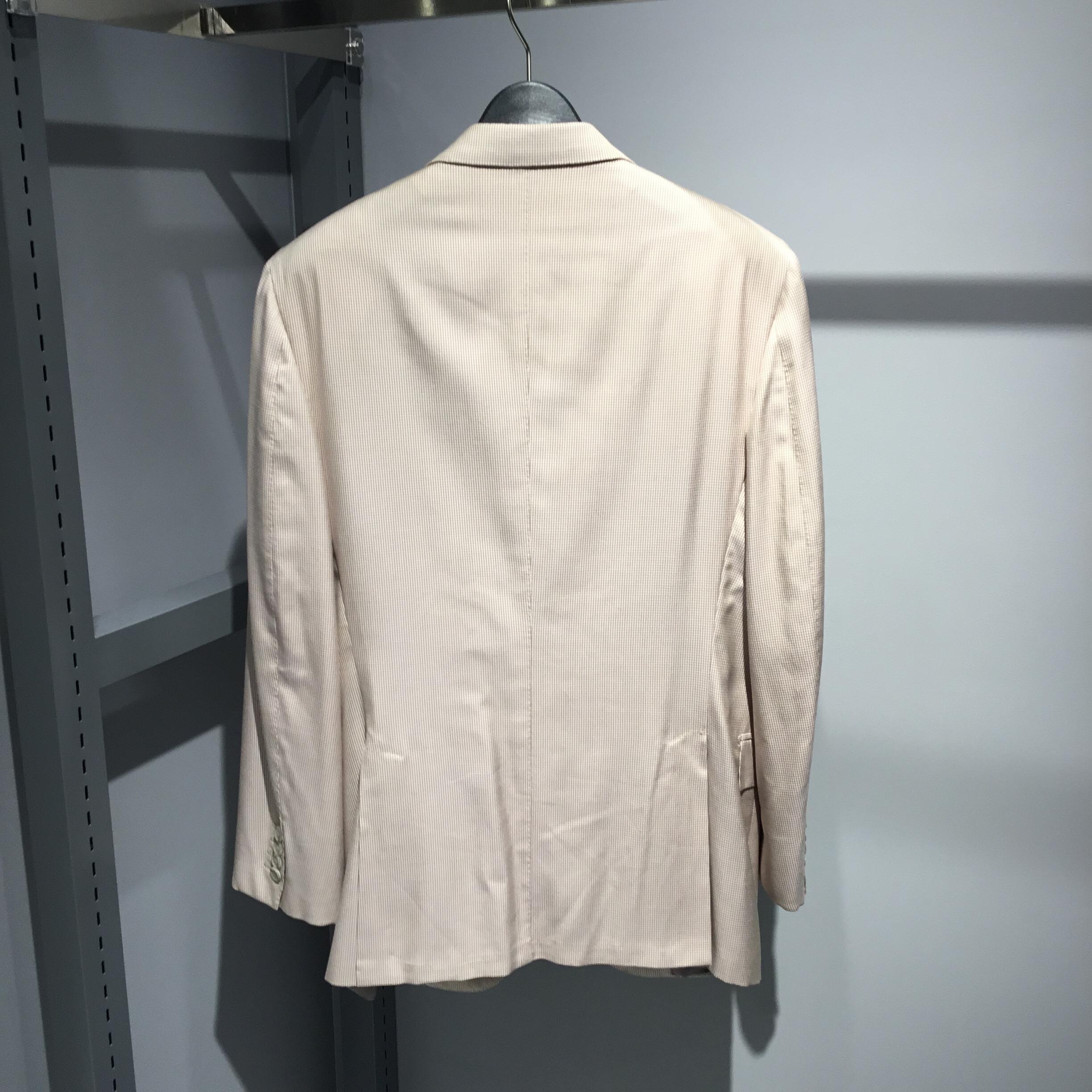 Burioni ジャケット