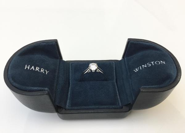 HARRY WINSTON　リング