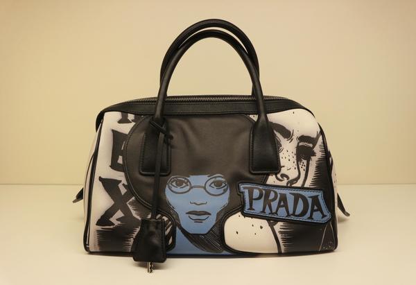 PRADA バッグ