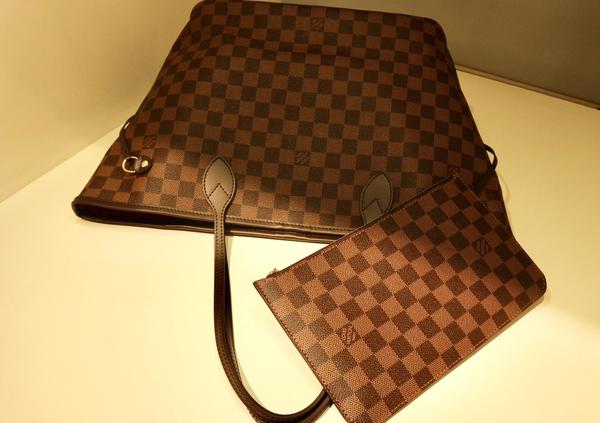 LOUIS VUITTON バッグ