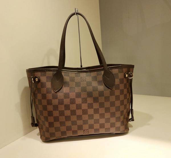 LOUIS VUITTON バッグ