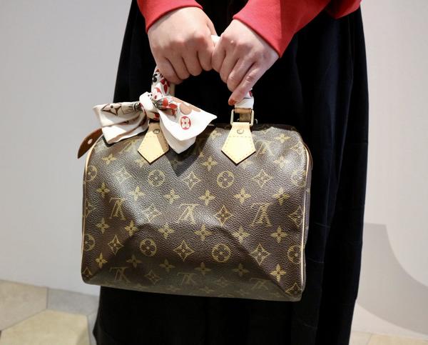 LOUIS VUITTON バッグ