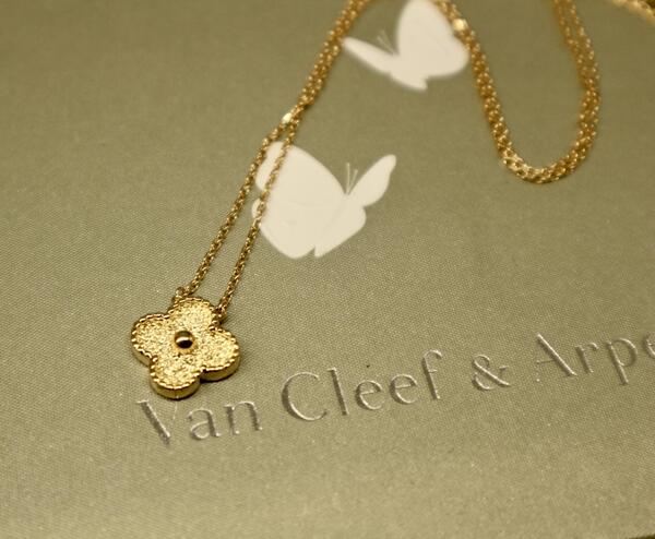 Van Cleef&Arpelsネックレス