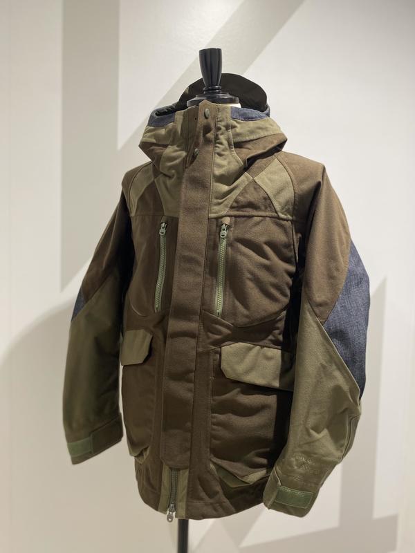 White Mountaineering マウンテンパーカー