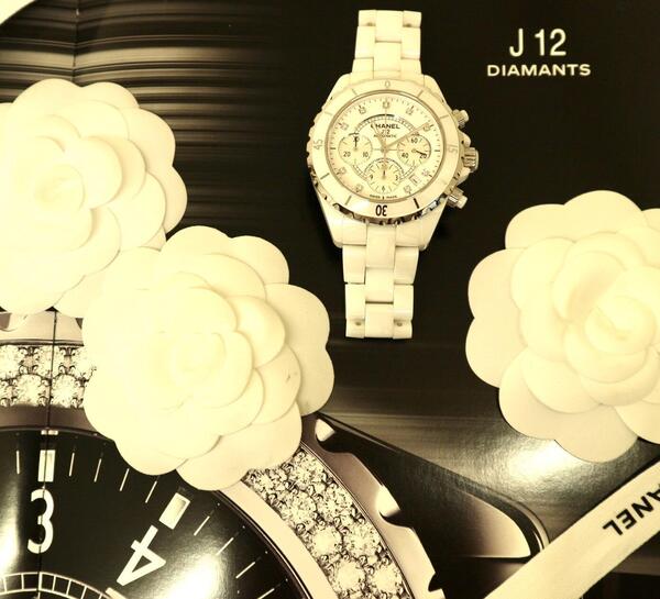 CHANEL J12