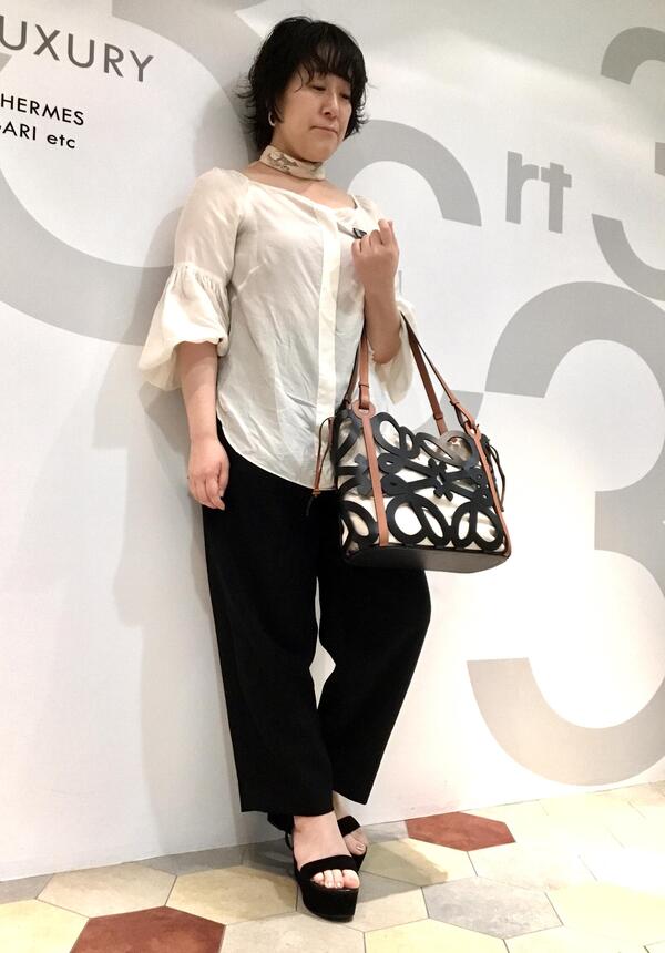 LOEWEアナグラムトート