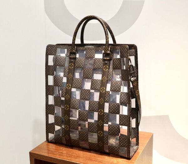 louisvuitton モノグラムチェス　サックプラ