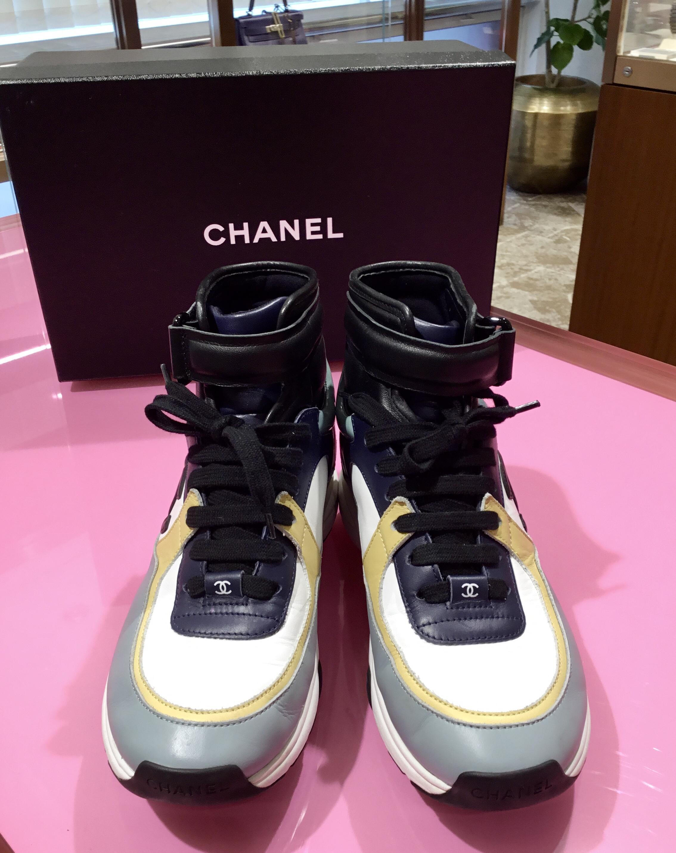 CHANELスニーカー