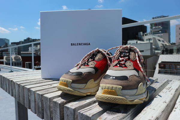 BALENCIAGA スニーカー