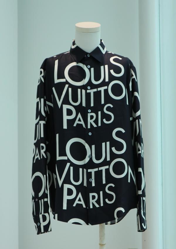 LOUIS VUITTON ブルゾン