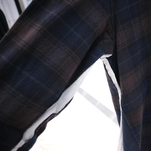 脇下のサムネイル画像