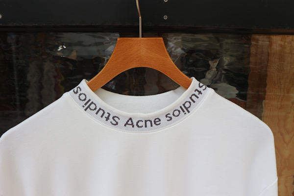 AcneStudios