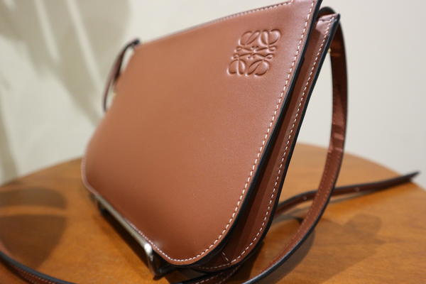 LOEWE　バッグ