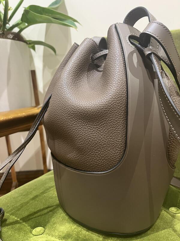 LOEWE バルーンバッグ