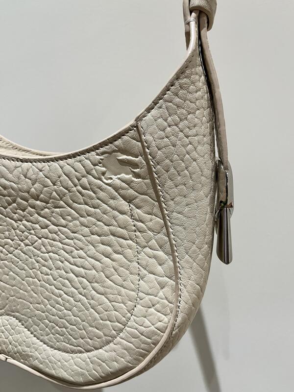 BURBERRY チェスバッグ