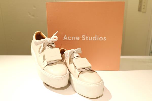 Acne Studios スニーカー