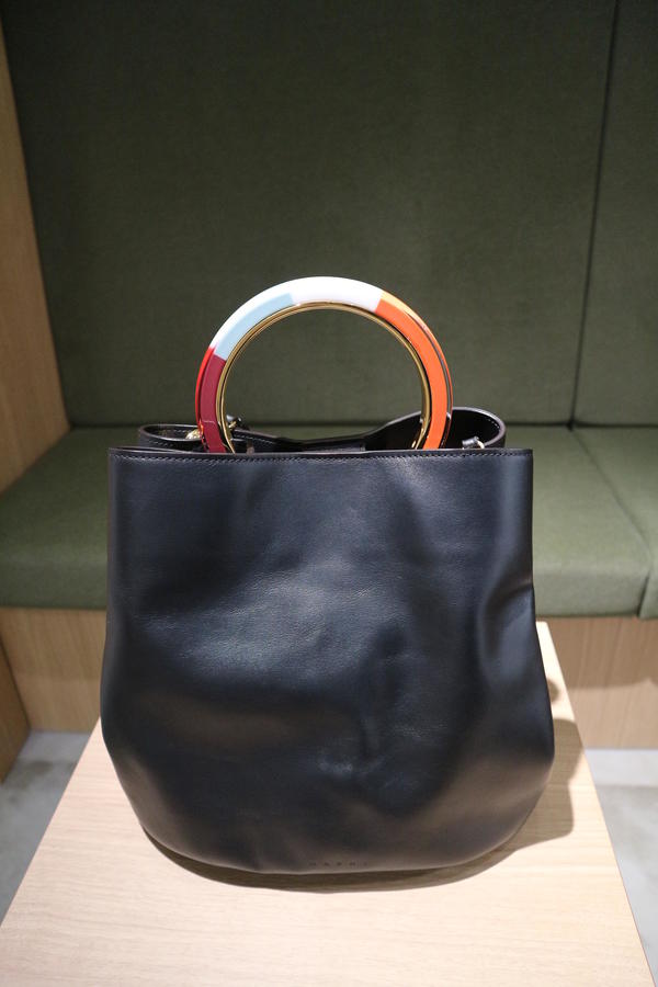 MARNI バッグ