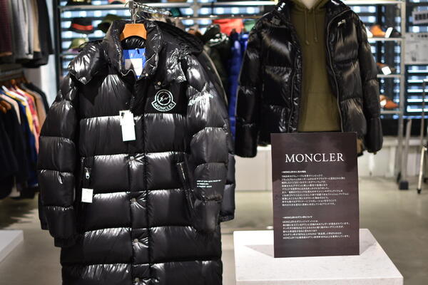 MONCLERダウン.JPG