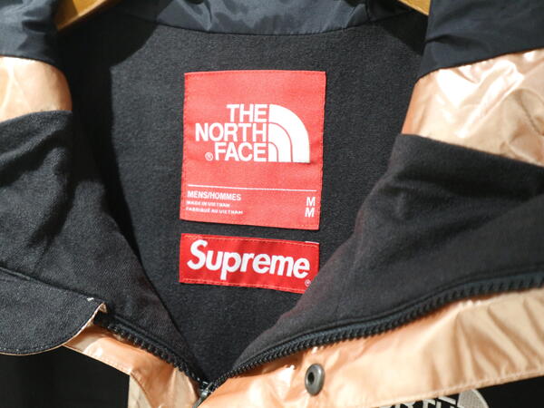 supremeブルゾン.JPG