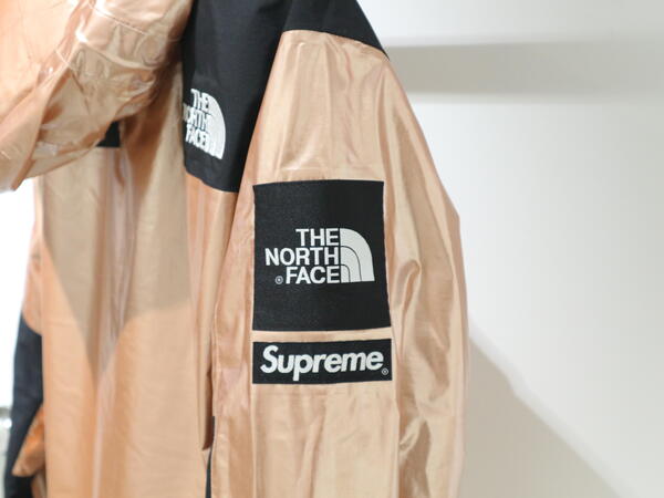 supremeブルゾン.JPG