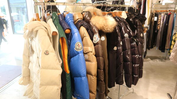 MONCLER ブルゾン.JPG