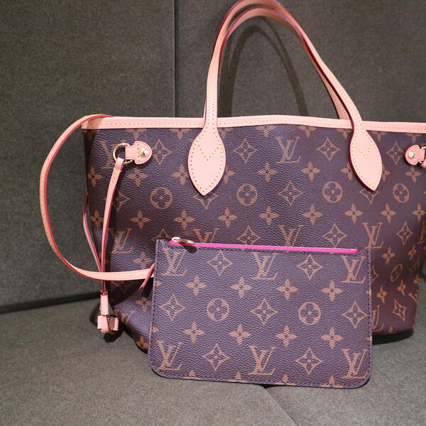 LOUIS VUITTON ネヴァーフルPM