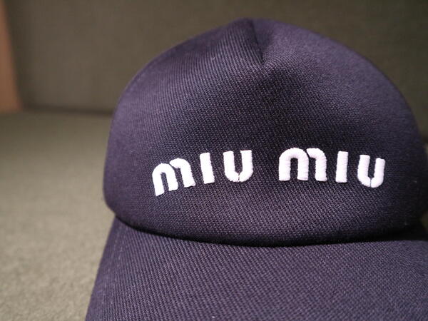 miumiu キャップ