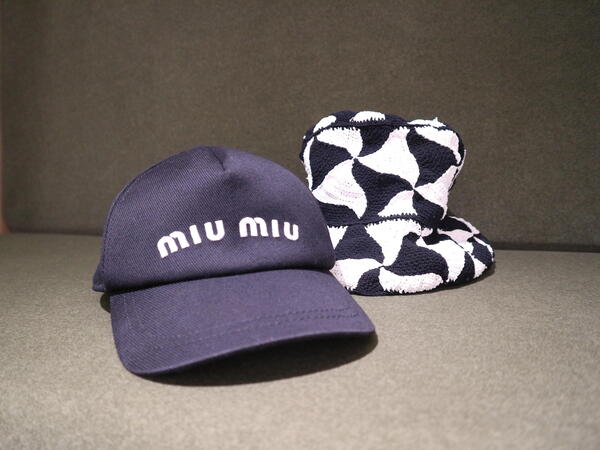 miumiu キャップ