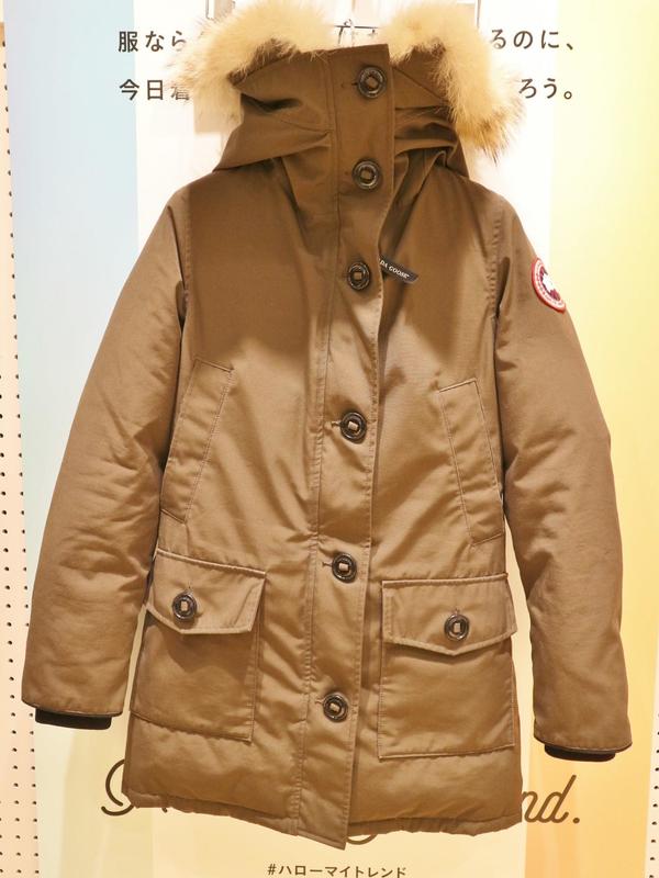 CANADA GOOSE　ダウンジャケット