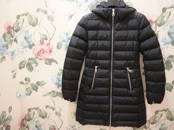 MONCLER　ダウンジャケット