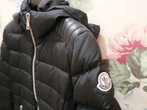 MONCLER　ダウンジャケット