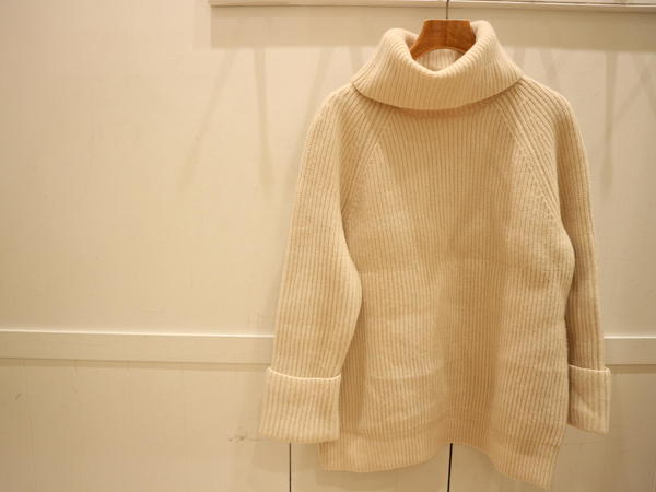 UNITED ARROWS　ニット