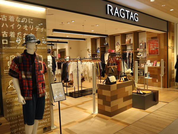 RAGTAGルクアイーレ店 店内