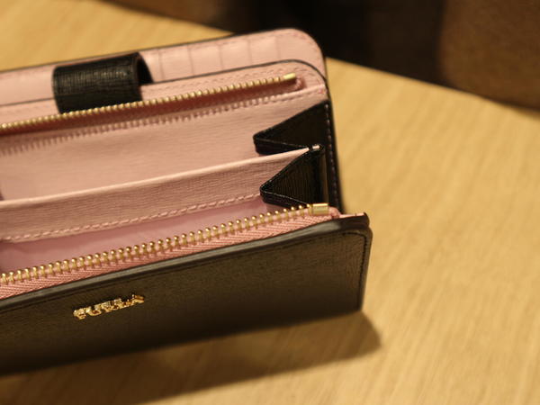 FURLA　ウォレット