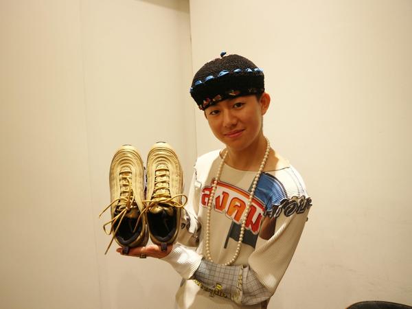 NIKE　スニーカー