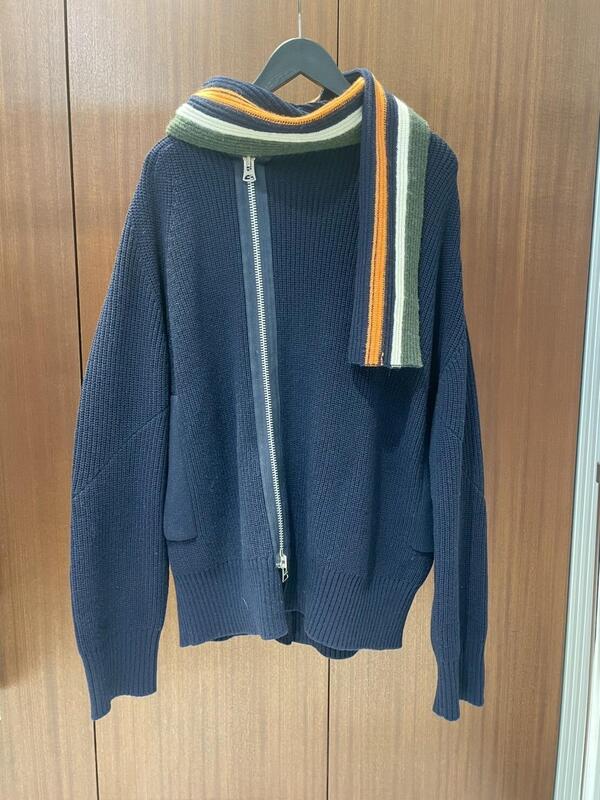 SACAIニットのサムネイル画像