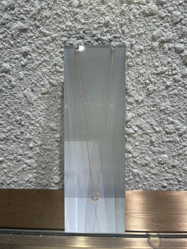 VENDOME 　ホースシューネックレス